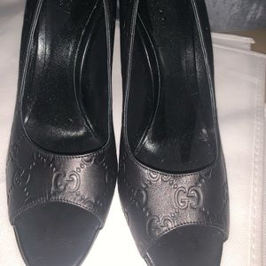 GUCCI Guccissima Pumps NWOT 40